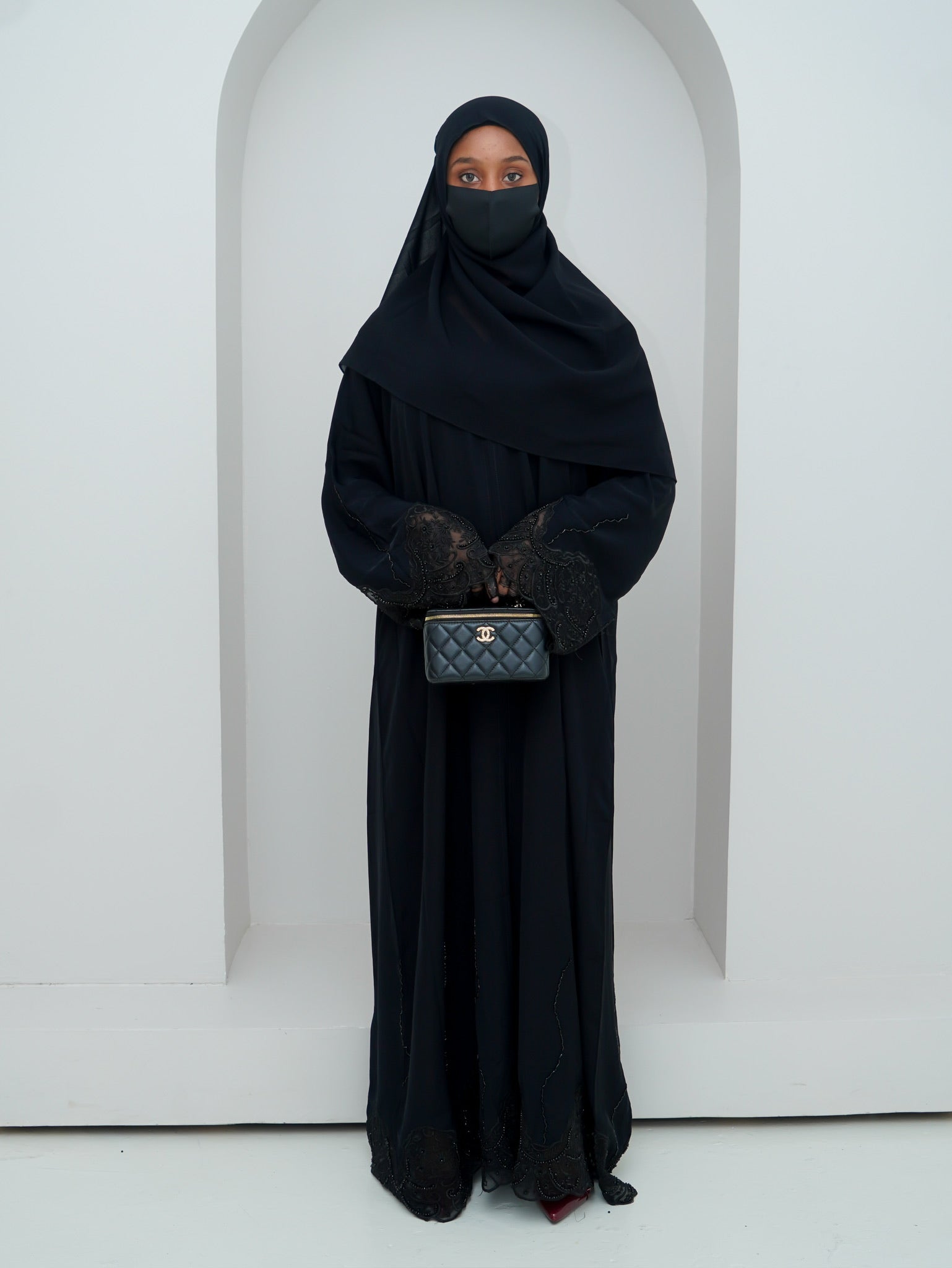 Abaya Ameena